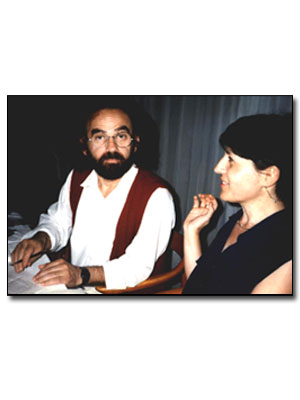 con il poeta Υannis Yfantis durante il secondo Incontro di Poesia Mediterranea, Kavala (Grecia), 1996